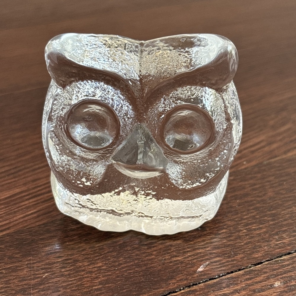 Royal Krona Small Owl Figurine / Sculpture 3116 Textured Flat Back Signed Sweden